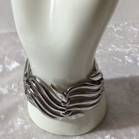 Vintage Traditional Monet Bracelet